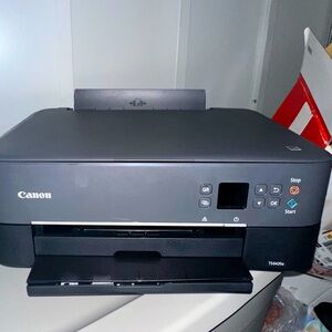 Brand New CANNON printer for Photos PIXMA MG3620 color / B&W ink